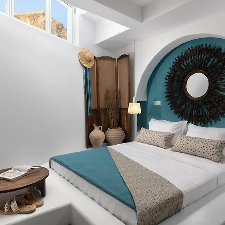 Villa Casa Pietra Luxury Traditional House