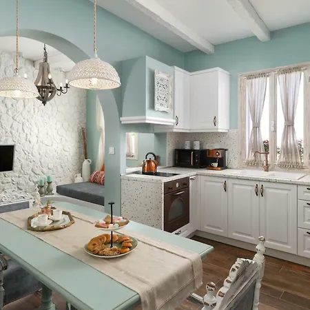 Casa Pietra Luxury Traditional House *