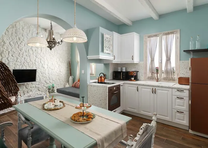 Casa Pietra Luxury Traditional House *